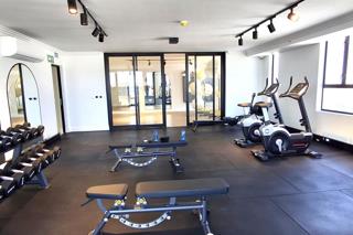 1 Bedroom Property for Sale in Paarden Eiland Western Cape